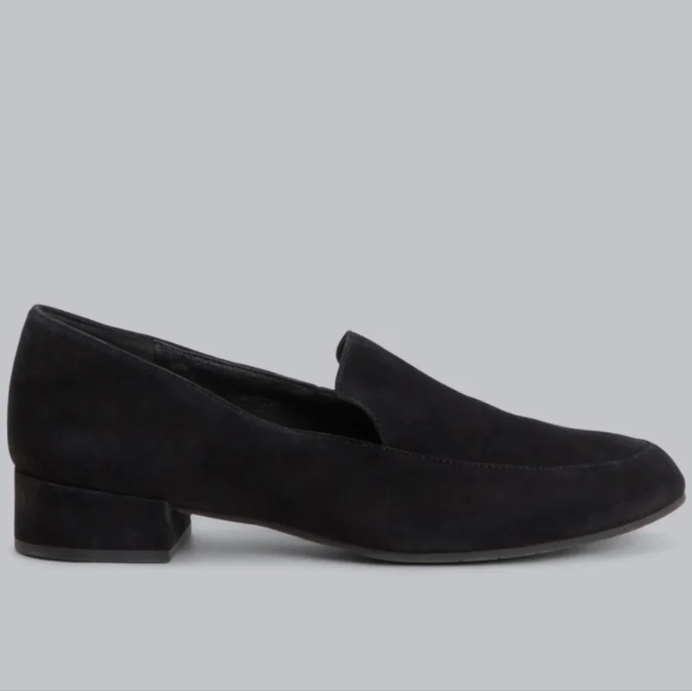 NWOB Eileen Fisher Suede Oxford 6.5